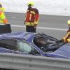 Schwer verletzt wurde der 39 Jahre alte Fahrer dieses Autos, der am Montagmorgen auf der B17 bei Igling von der Fahrbahn abgekommen ist. 	