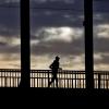 Joggen kann man die nächsten Tage bei milden Temperaturen. Doch die Wolkendecke wird laut Deutschen Wetterdienst bleiben.