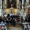 Imposante Musik zum Pfingstfest: Chor, Solisten und Orchester der neu gegründeten Musikalischen Akademie konzertierten in Maria de Victoria. 	