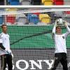 Manuel Neuer (l) und Ron-Robert Zieler sind die Zukunft in der deutschen Nationalmannschaft.