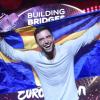 Måns Zelmerlöw moderiert mit Petra Mede den Eurovision Song Contest 2016 in Stockholm - mit einem neuen Punktesystem. 