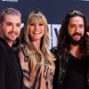 Bill Kaulitz, Sänger der Band Tokio Hotel (links), mit Heidi Klum und Tom Kaulitz. Noch habe laut Bill keine Hochzeit zwischen dem Model und seinem Zwillingsbruder stattgefunden.