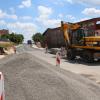 Die Bollstädter Straße in Forheim ist noch immer eine Baustelle. Die Arbeiten sollen sich noch bis zum 30. August hinziehen.