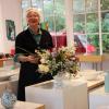 Cornelia Goosens bei der Eröffnung der Jubiläumsausstellung „50 Jahre Keramikwerkstatt Goosens“ im ADK-Pavillon.