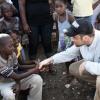 Robbie Williams bittet um Hilfe für Kinder in Haiti