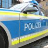 Die Polizei wurde über eine Rauferei zweier Hunde in Babenhausen informiert.