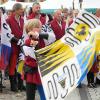 Viele Besucher aus Mindelheim und Umgebung haben sich die italienischen Fahnenschwinger am zweiten Frundsbergfest-Wochenende angeschaut.