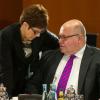 Zwei CDU-Saarländer machen in Berlin Platz: Annegret Kramp-Karrenbauer und Peter Altmaier.  	