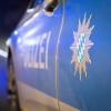 Die Polizei sucht Zeugen für einen nächtlichen Vorfall in Lauingen.