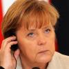 Kanzlerin Merkel erwägt laut Medien einen politischen Boykott der Fußball-Europameisterschaft in der Ukraine. 