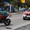Ein Motorradfahrer ist in Ichenhausen verletzt worden.