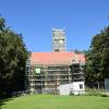 Die Burgkirche im Aichacher Stadtteil Oberwittelsbach. Hier war früher die Burg der Wittelsbacher. Derzeit wird die Kirche umgebaut, bis 2020 soll sie aber fertig sein.