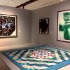Quilts der Amisch korrespondieren im Textilmuseum Augsburg mit Arbeiten zeitgenössischer Künstler wie Julio Rondo.