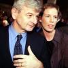 Ein Jahr zuvor war Ehe-Kapitel Nummer vier für Joschka Fischer zu Ende gegangen. Vier Jahre hatte die Ehe zwischen dem Außenminister und der Journalistin Nicola Leske gehalten. 2003 war Schluss. 