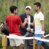 Novak Djokovic (r) und Carlos Alcaraz trafen bislang zweimal aufeinander.