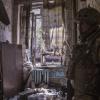 Vier Monate nach Kriegsbeginn hat die Ukraine den Rückzug ihrer Truppen aus der umkämpften Stadt Sjewjerodonezk im Osten des Landes angeordnet.