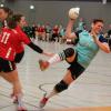 Iris Kronthaler und die Aichacher Handballerinnen wollen die Tabellenführung zu Hause gegen die TSG Augsburg verteidigen. Für die Handball-Männer geht es um den Klassenerhalt gegen einen Mitkonkurrenten.  	