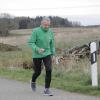 Heinz Krusche aus Wulfertshausen geht auch mit 74 Jahren noch täglich laufen. Schnelles Gehen ist für rund eine Stunde drin. Der pensionierte Autoentwickler hat einige Schicksalsschläge hinter sich.