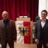Rudolf Weber (links), hier mit Oberbürgermeister David Wittner, ist zum neuen Ortssprecher des Nördlinger Stadtteiles Holheim gewählt worden. 	