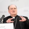 Der Augsburger Bischof Bertram Meier ist einer der bayerischen Bischöfe, die den Vatikan um die Klärung ihrer Fragen zum "Synodalen Ausschuss" baten.