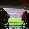 Kein Schritt bleibt unbeobachtet: Bei Bundesliga-Partien wird jeder Fleck des Spielfeldes aus mehreren Winkeln gefilmt. Mittlerweile sind sogar Ultra-HD-Auflösungen möglich. 