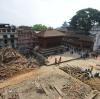 Der völlig zerstörte Durbar Platz in Kathmandu.
