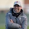 Jürgen Klopp will heute mit seinem Team ins Achtelfinale der Europa League einziehen. Das Spiel zwischen dem FC Liverpool und den FC Augsburg wird live im TV und Stream übertragen.