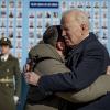 Beistand aus den USA: Wolodymyr Selenskyj und Joe Biden, der am Montag überraschend Kiew besucht hat.