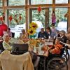 Senioren-WG
In der Senioren-WG "Happy Granny" bestimmen allein die Einwohner, was im Haus passiert.
