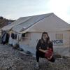 Isabella Schreiner arbeitet seit dem 1. Oktober ehrenamtlich in einem Flüchtlingscamp auf Lesbos. Momentan liegt der Fokus darauf das Camp auf den Winter vorzubereiten. Das heißt: Zelte reparieren und mit wasserdichten Planen überspannen, Europaletten als Bodenersatz verlegen oder warme Kleidung sortieren und ausgeben.
