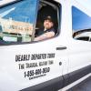 Im Kleinbus von Tour-Veranstalter Scott Michaels der «Dearly Departed Tours» geht es zur dunklen Seite von Los Angeles.