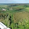 Das Wehringer Gewerbegebiet Auwald soll vergrößert werden. Daran gibt es Kritik. 