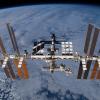 Die Internationale Raumstation (ISS) in der Erdumlaufbahn.