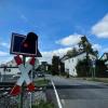 Der Bahnübergang an der St.-Wolfgang-Straße in Gerlenhofen soll umgebaut werden. Doch das ruft auch Kritik hervor. 