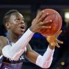 Dennis Schröder geht ab sofort für die Atlanta Hawks auf Korbjagd.