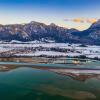 Das Panorama der Ammergauer Alpen umrundet den Forggensee.