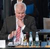 Sein Schicksal ist mit ihrem verbunden: Horst Seehofer und Angela Merkel am Mittwoch bei einer Kommissionssitzung.