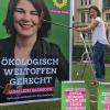 Für die Bundestagswahl 2017 brachte Annalena Baerbock das erste Wahlplakat in der Potsdamer Innenstadt eigenhändig an. Mit Erfolg: Erneut zog sie in den Bundestag ein.