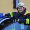 Feuerwehrmann aus Leidenschaft: Bernhard Meyr ist seit 24 Jahren Kreisbrandrat. Die vier roten Balken auf dem Helm sind Zeichen dieses Amts. Am Samstag wird Meyrs Nachfolger gewählt. 