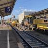 Am Nördlinger Bahnhof finden derzeit Bauarbeiten statt. Dabei wurde ein Glasfaserkabel beschädigt. 