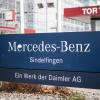 Das Mercedes-Werk in Sindelfingen wurde vom LKA durchsucht.