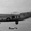 Diese Aufnahme zeigt eine angreifende Boeing B-17 „Flying Fortress“ der amerikanischen Luftwaffe. Diese „fliegenden Festungen“ warfen ihre Bombenlast unter anderem auch immer wieder auf das Lechfeld ab.