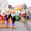 Mehrere Tausend Besucherinnen und Besucher säumten die Straßen, um mit dem Kötzer Narren Club Fasching zu feiern.