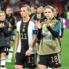 Bereits in der Gruppenphase ist Schluss: Alexandra Popp und Melanie Leupolz (r) nach dem 1:1-Remis gegen Südkorea.