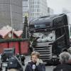 Am Tag danach: Der Lkw, den Amri für seinen Terror benutzte, auf dem Berliner Breitscheidplatz. 