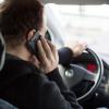Weil er während der Autofahrt sein Handy am Ohr hatte, hat die Polizei einen 44-Jährigen in Burgau angehalten.