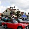 Zahlreiche Liebhaber älterer Automobile kamen am Sonntag, den 5. September 2009, nach Pöttmes zum Oldtimertreffen.