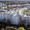 Auch in Augsburg werden Eigentümer von Mietwohnungen vom Finanzamt darauf hingewiesen, dass sie mindestens 66 Prozent der ortsüblichen Miete verlangen müssen, um keine steuerlichen Nachteile zu erleiden. 