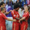 Javier Martinez, Xherdan Shaqiri, Dante und Franck Ribery vom FC BAyern München München freuen sich über das Tor zum 2:0. 