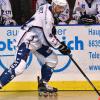 Simon Arzt ist als Verteidiger im Skaterhockey-Team des TV Augsburg nicht wegzudenken. Seit vielen Jahren jagt der Horgauer der roten Kugel hinterher.